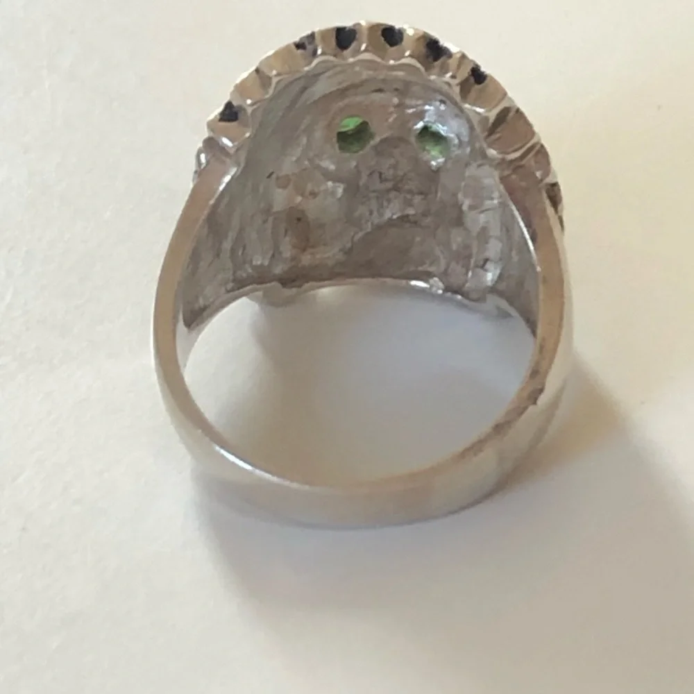 925 silver biker chief skull ring green cz eyes
